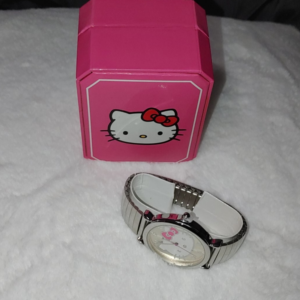 Hello Kitty Watch - image 5